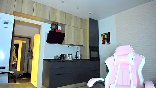 _Alice_Kitty Chat XXX in diretta