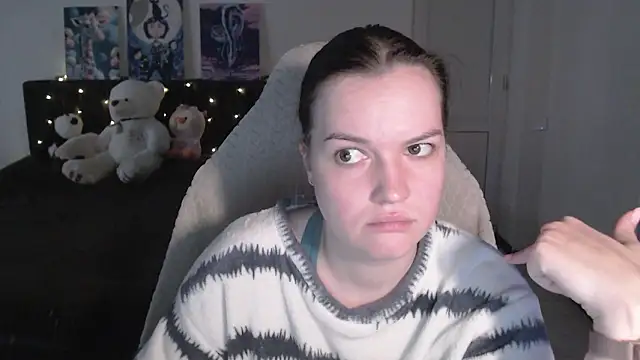 Little_flowers Adlı Modelin Canlı XXX Sohbeti