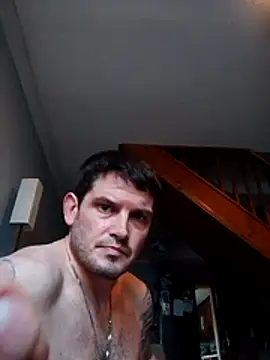 Hixxy_1025's Live XXX Chat