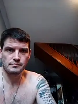 Hixxy_1025 Chat XXX in diretta