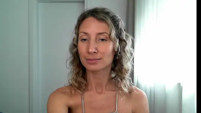 Paevoa Chat XXX in diretta