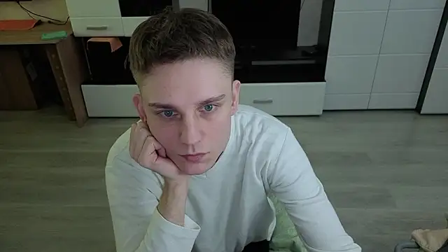 angryzan Live XXX Chat