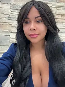 HaileyDiana: διαδικτυακό σόου στην κάμερα