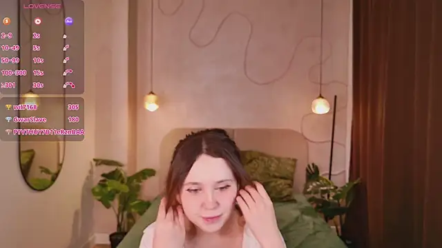 Lina_Glow Adlı Modelin Canlı XXX Sohbeti