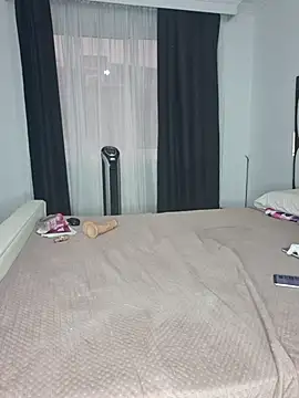 karla-bruni: онлайн-секс-чат