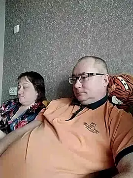 Pokazy przed kamerką – Nika_Malay