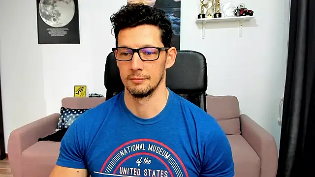 BrutusK08 现场XXX聊天