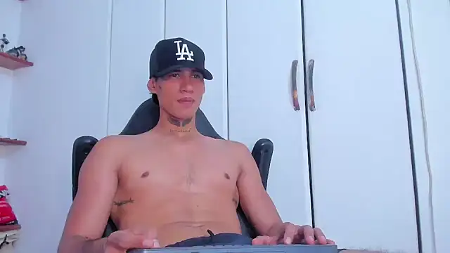 Jonryder_ 即時 XXX 聊天