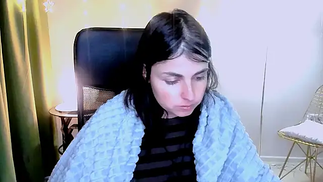 MartaEdams 即時 XXX 聊天