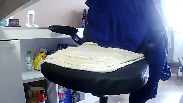 suedel65n Live XXX chat