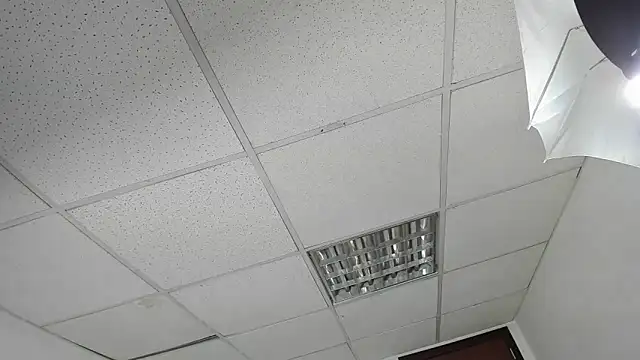 Aisha_hotts777 即時 XXX 聊天