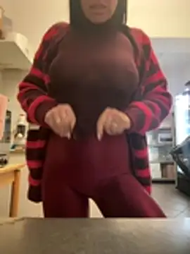 AmandaArt: διαδικτυακό σόου στην κάμερα