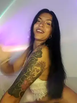 gabii_hardy 即時 XXX 聊天