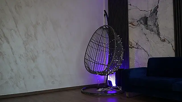 RachelRavee Adlı Modelin Canlı XXX Sohbeti