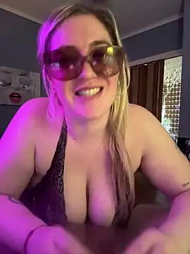 Granlady7 লাইভ XXX চ্যাট