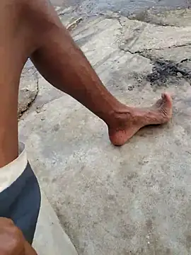 RAYI_Queen_4 Adlı Modelin Canlı XXX Sohbeti