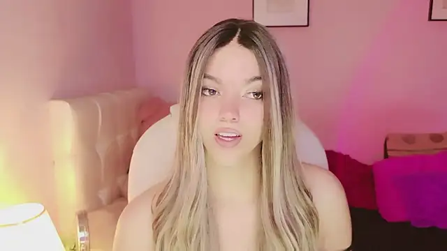 EvaEvangeline Adlı Modelin Canlı XXX Sohbeti