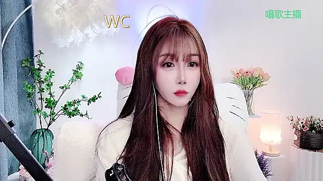 Laura_520 即時 XXX 聊天