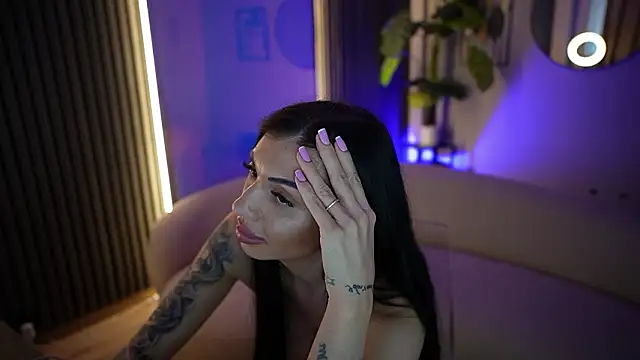 KaylaLuxx_ Webcam Show