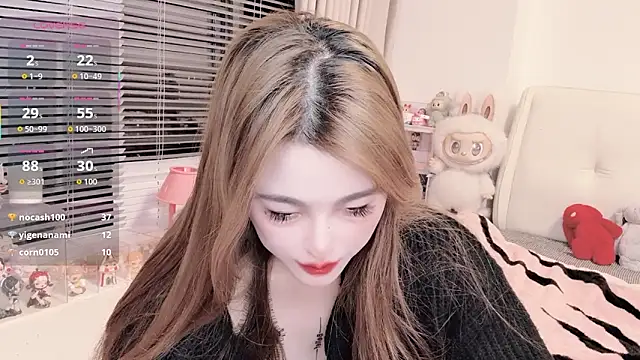 Sophia-000 在線直播表演