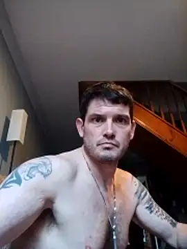 Chat XXX en directo de Hixxy_1025