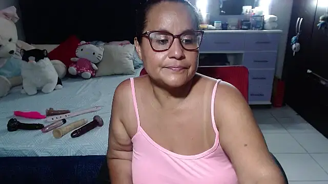 Chat XXX en directo de pervert_mommy_