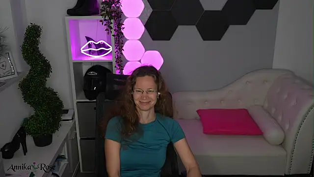 AnnikaRose's Live XXX Chat