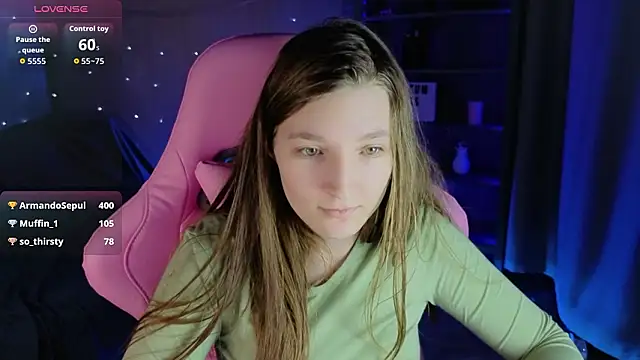 Mia_Myles 现场XXX聊天