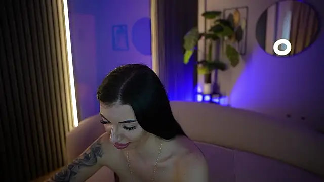 KaylaLuxx_ Live XXX-Chat