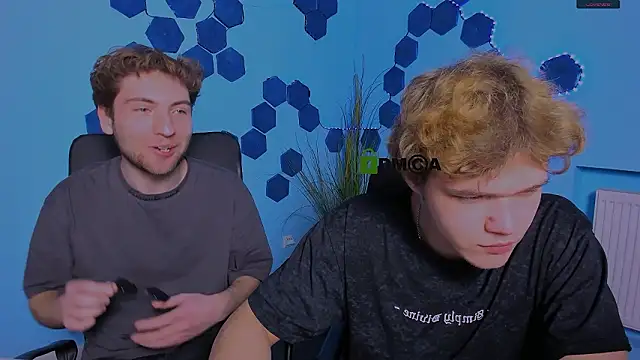 Chatroom XXX en direct de lucas_long_