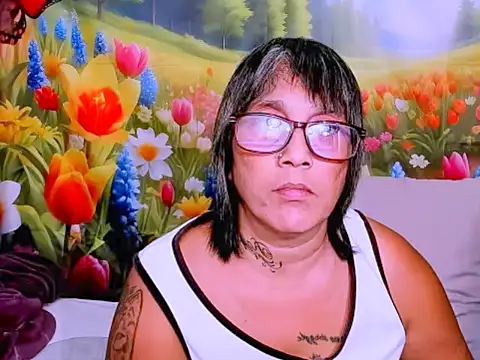 indianroxy লাইভ XXX চ্যাট