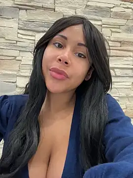 HaileyDiana: онлайн-секс-чат