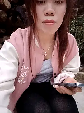 nhinhi-sexy – Naživo XXX chat