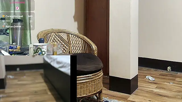 Gre3k_god Chat XXX in diretta