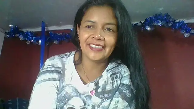 DianaOchoa_ élő XXX-chatje