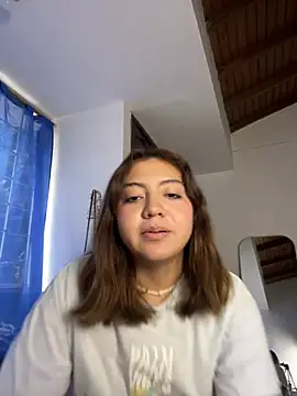 Czat XXX na żywo – Bonni_lohan