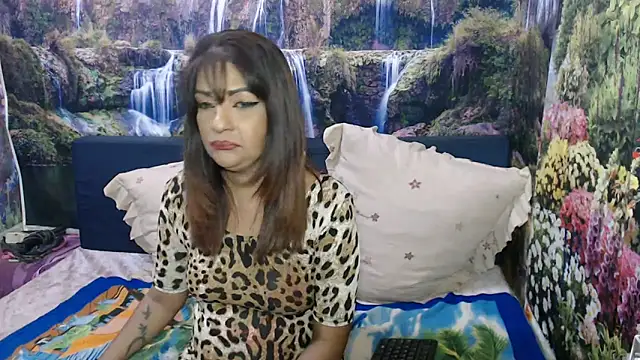 indianaqua Chat XXX live