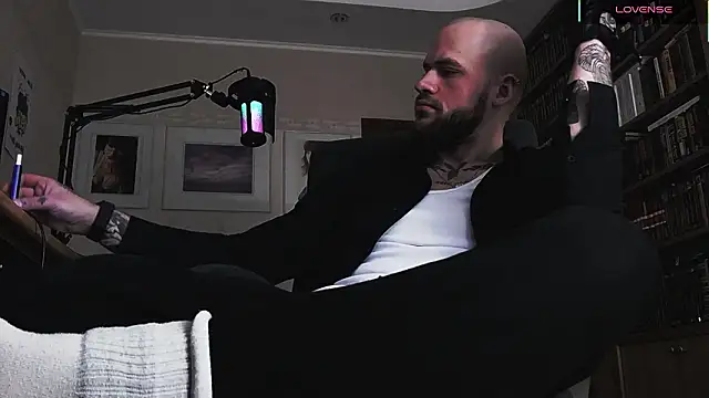 FindomJason Adlı Modelin Web Kamerası Şovu