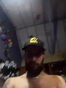 hairy_mannn live XXX chat