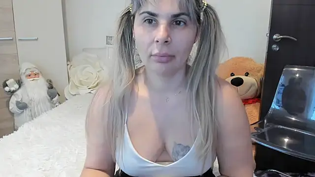 sweetemy4u: онлайн-секс-чат