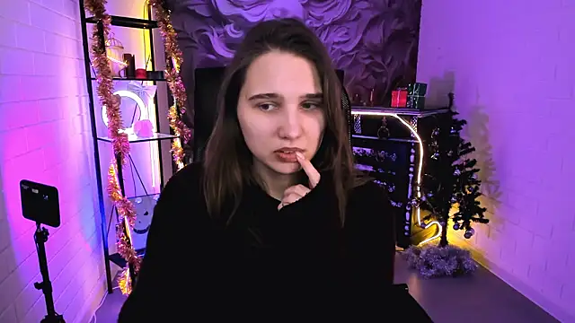 TessaMill Adlı Modelin Canlı XXX Sohbeti