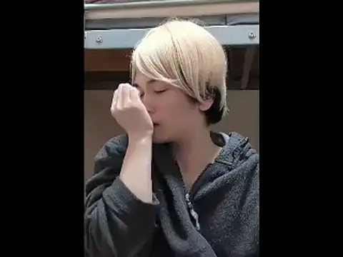 Chatroom XXX en direct de mgnhiroyuki