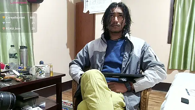 Gre3k_god 即時 XXX 聊天