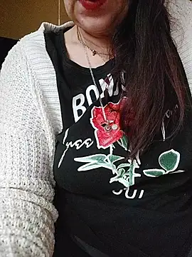 cristinatina 即時 XXX 聊天