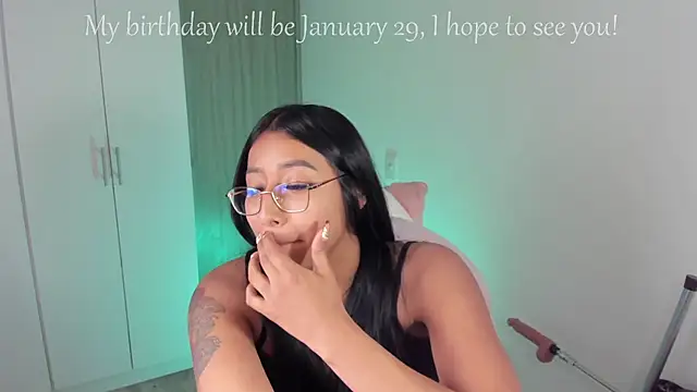 Isaa0 现场XXX聊天