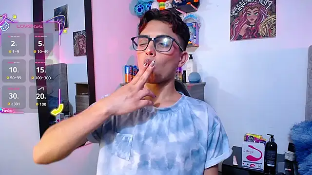 OwenBluee Live XXX-chat