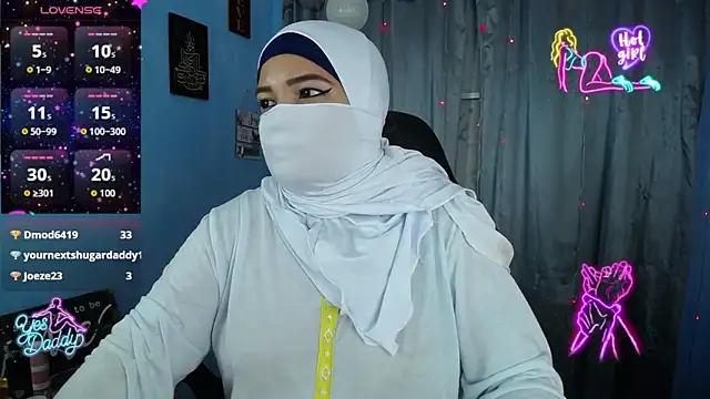 Falak-Yasin Chat XXX in diretta