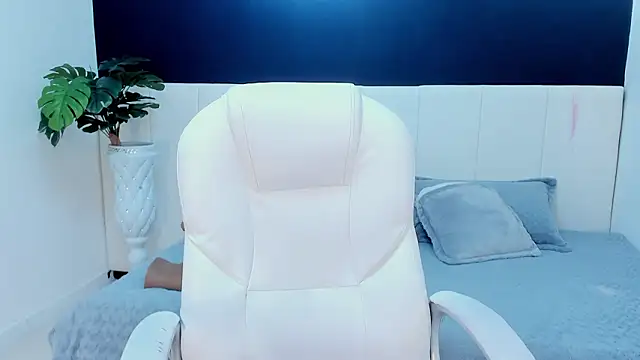 estrella_bigboobs14 现场XXX聊天