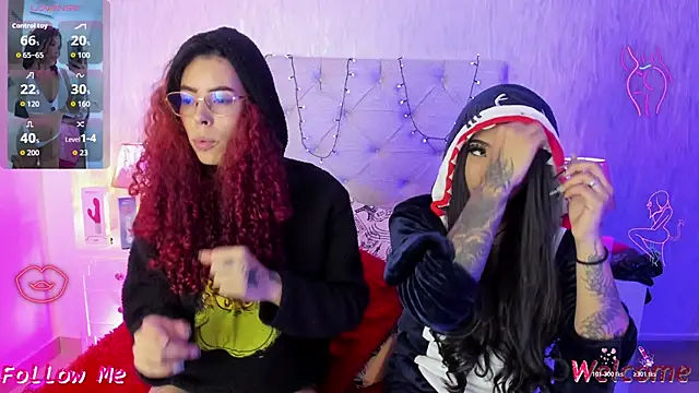 goth_tasha élő XXX-chatje