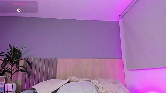 Atenea_Clerk Adlı Modelin Canlı XXX Sohbeti